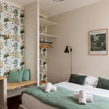 Dify Deruelle - Part Dieu Apartment *
